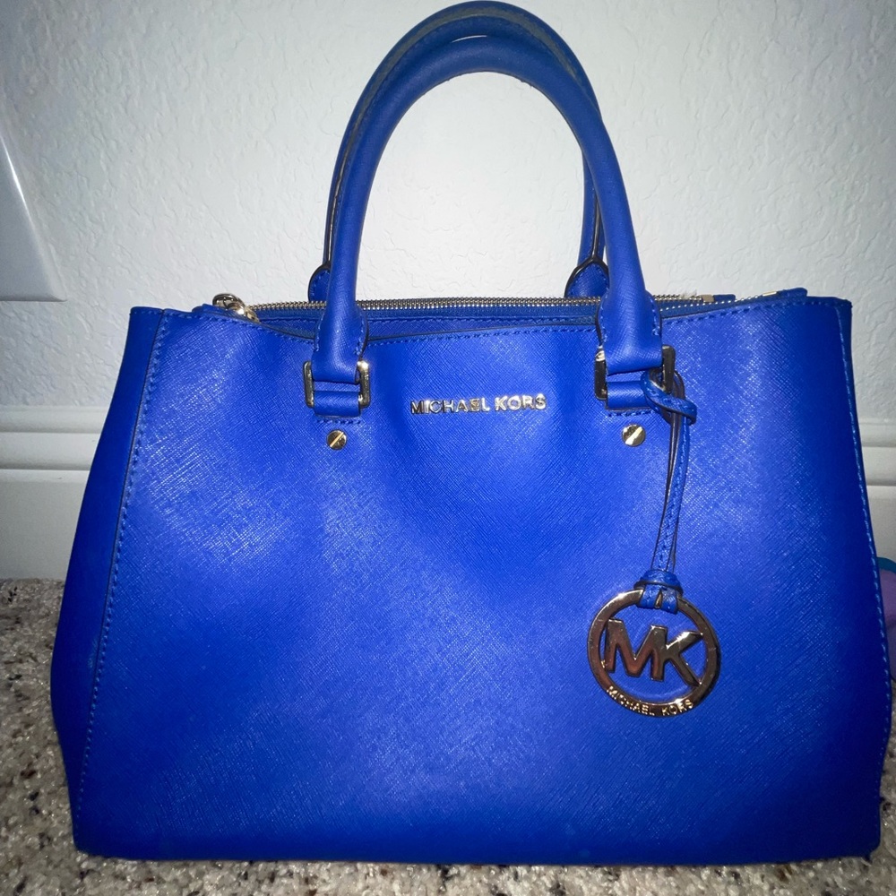 Beautiful Michael Kors bag in stunning cobalt blue - pre-loved.